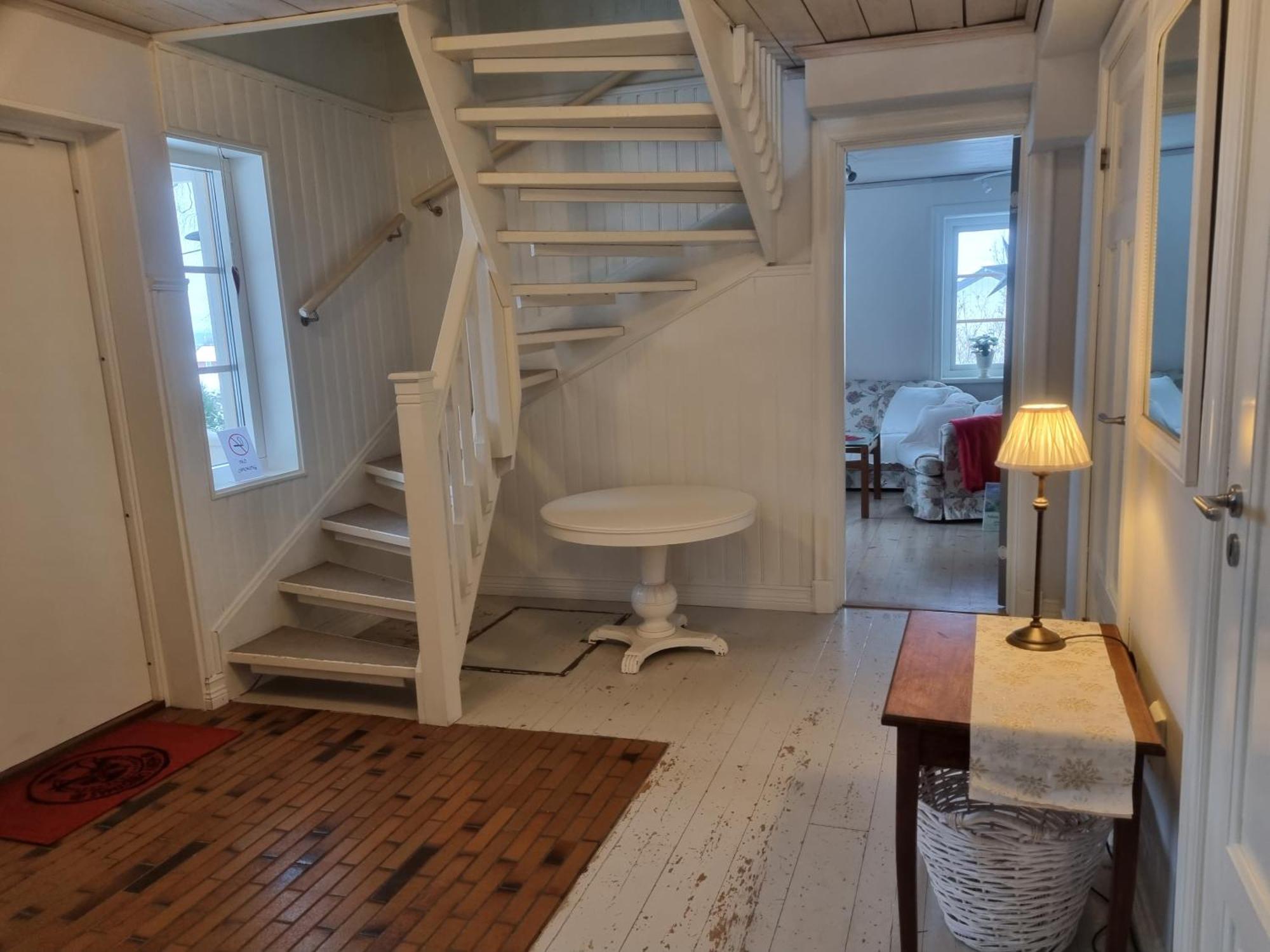 Saellinge House - Cozy Villa With Fireplace And Garden Close To อุปซอลา ภายนอก รูปภาพ